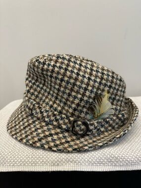 Vintage Dobbs Fifth Avenue Houndstooth Tweed Fedora Hat  Wool Feather Size 7 1/4